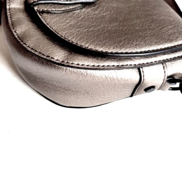 Lily & Ivyi Crossbody Bag - Picture 5 of 10